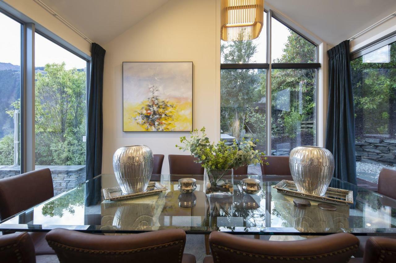 Lago Infinito By Sotheby'S Luxury Rental Homes كوينستاون المظهر الخارجي الصورة